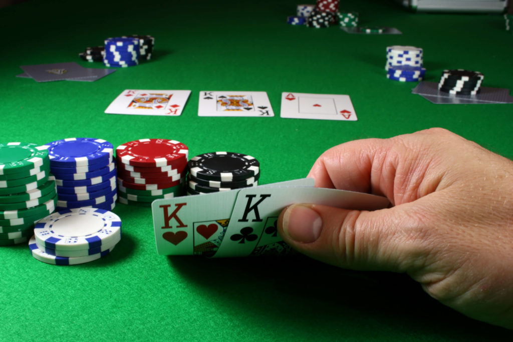 Here Are Few Guidelines To Play Online Poker Game For Real Money